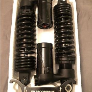 Progressive piggybacks for Harley Davidson